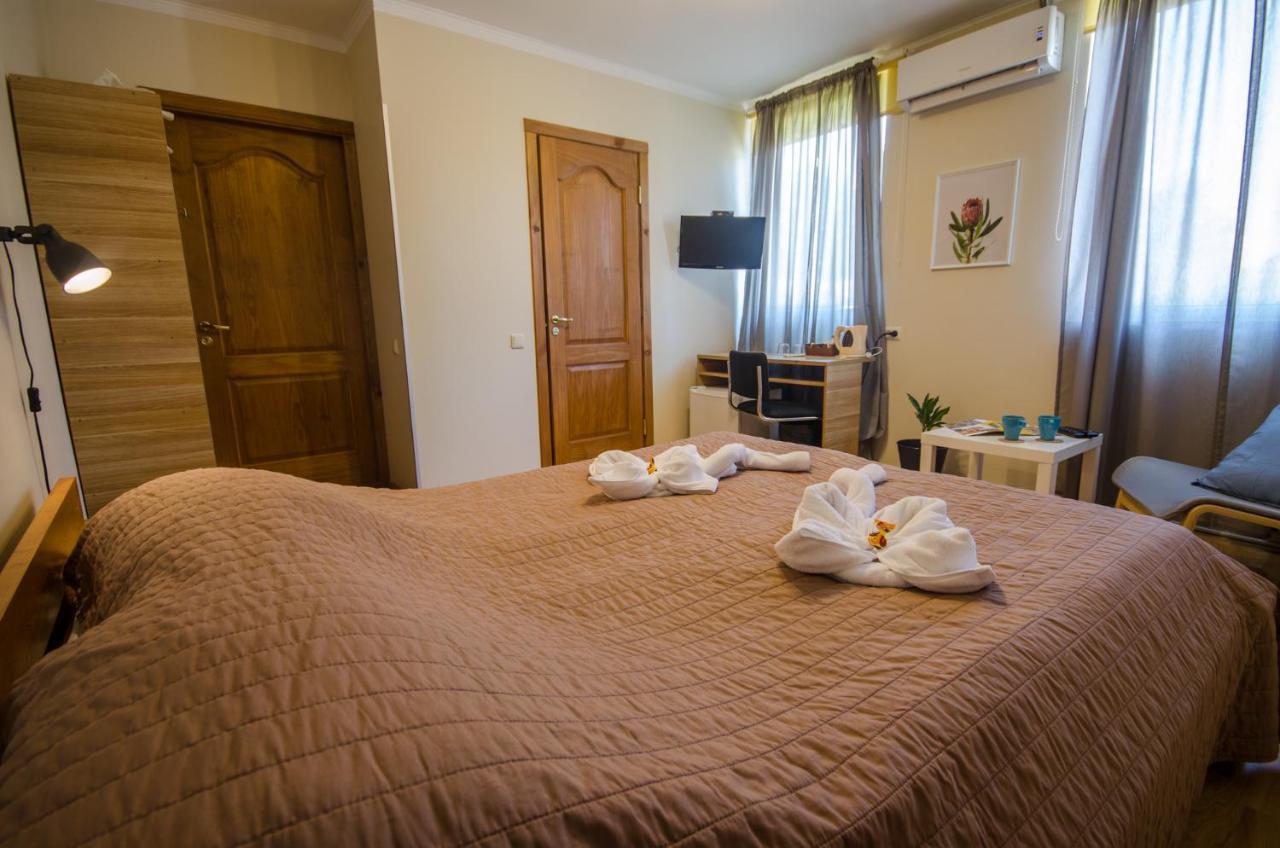 Veldzes Nams Hotel เวนต์สปิลส์ ภายนอก รูปภาพ