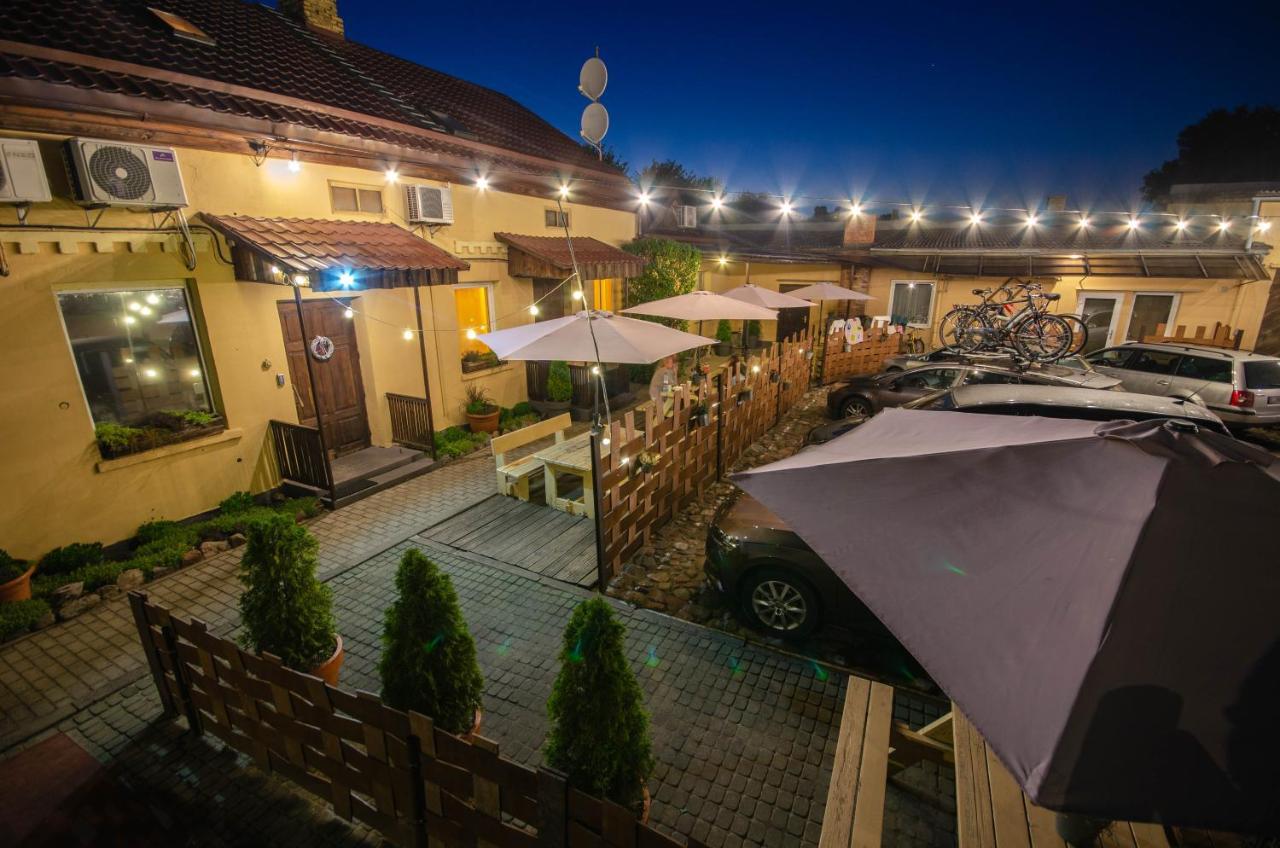 Veldzes Nams Hotel เวนต์สปิลส์ ภายนอก รูปภาพ